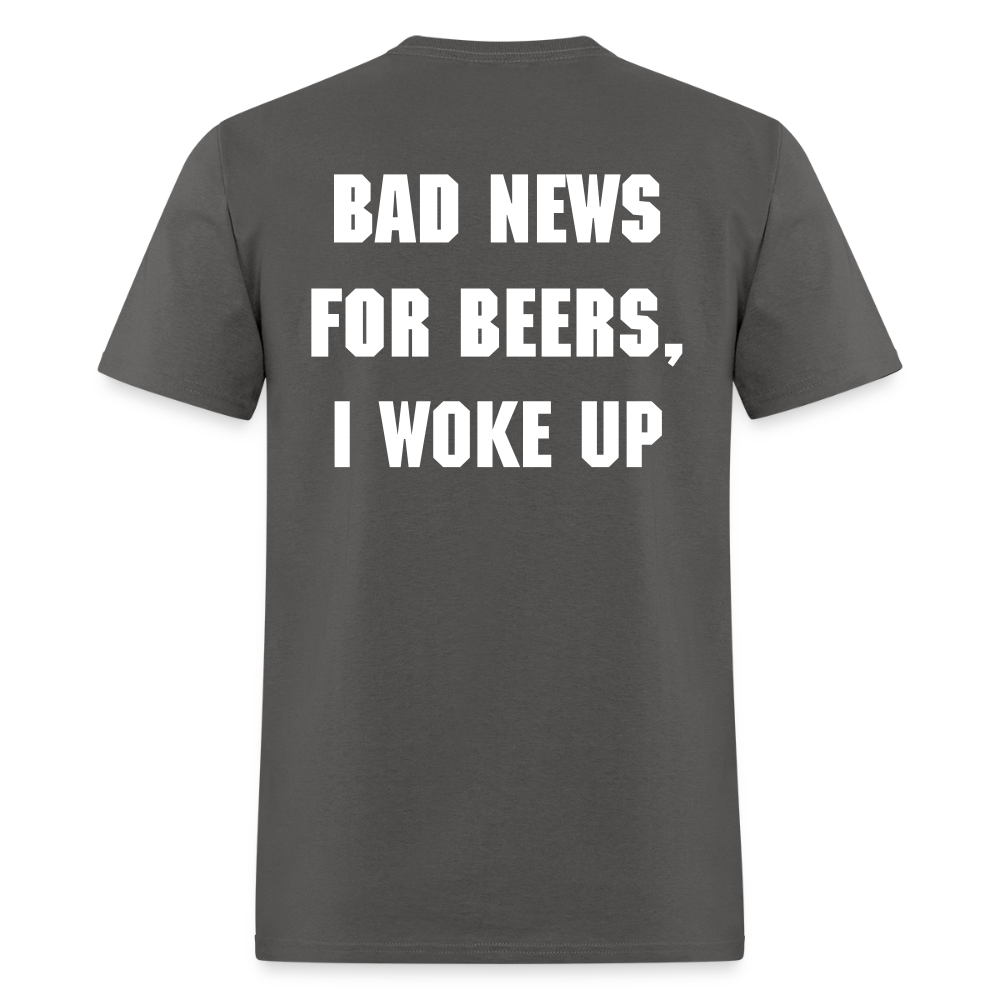 BAD NEWS FOR BEERS - Unisex Classic T-Shirt - charcoal